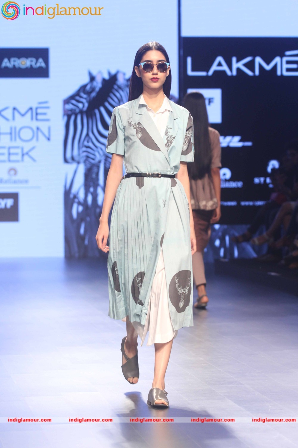 LFW Day 1 Show Design By Sneha Arora Event hd photo