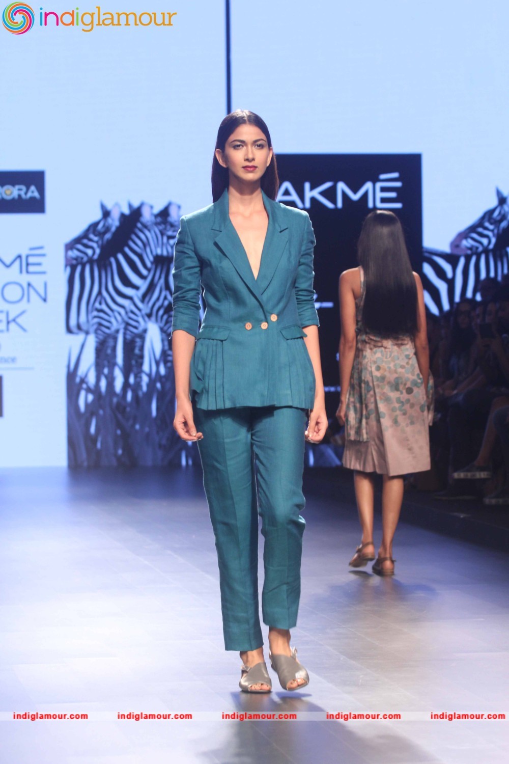 LFW Day 1 Show Design By Sneha Arora Event hd photo