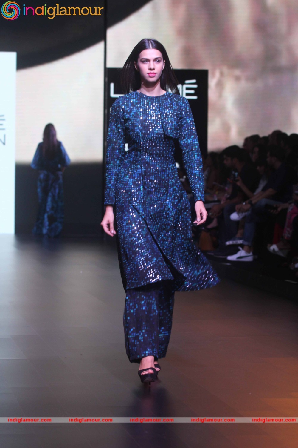 LFW Day 1 Show Design By Yogesh Choudhary Event hd photo