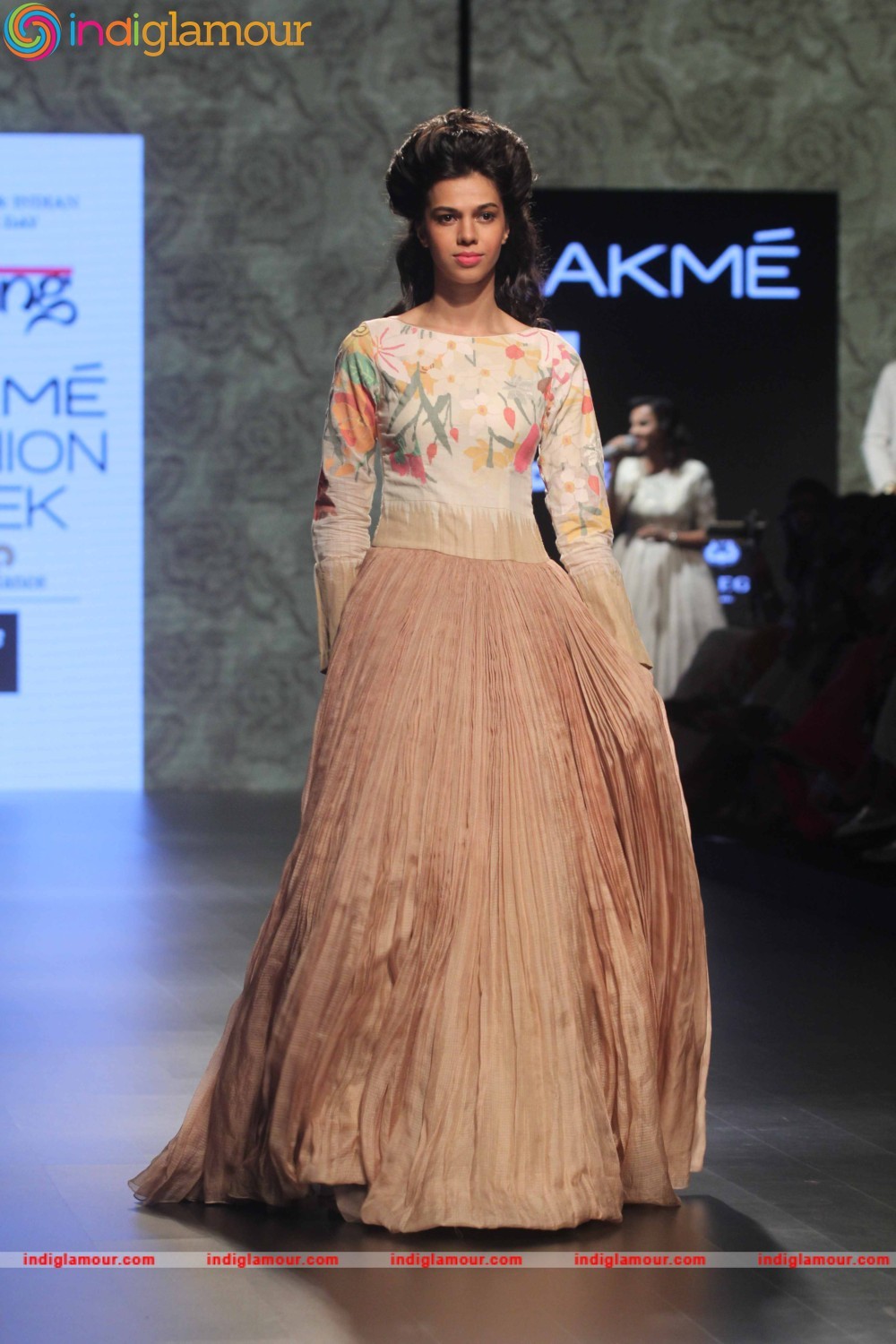 LFW Day 2 Show Design By Gaurang Event hd photo
