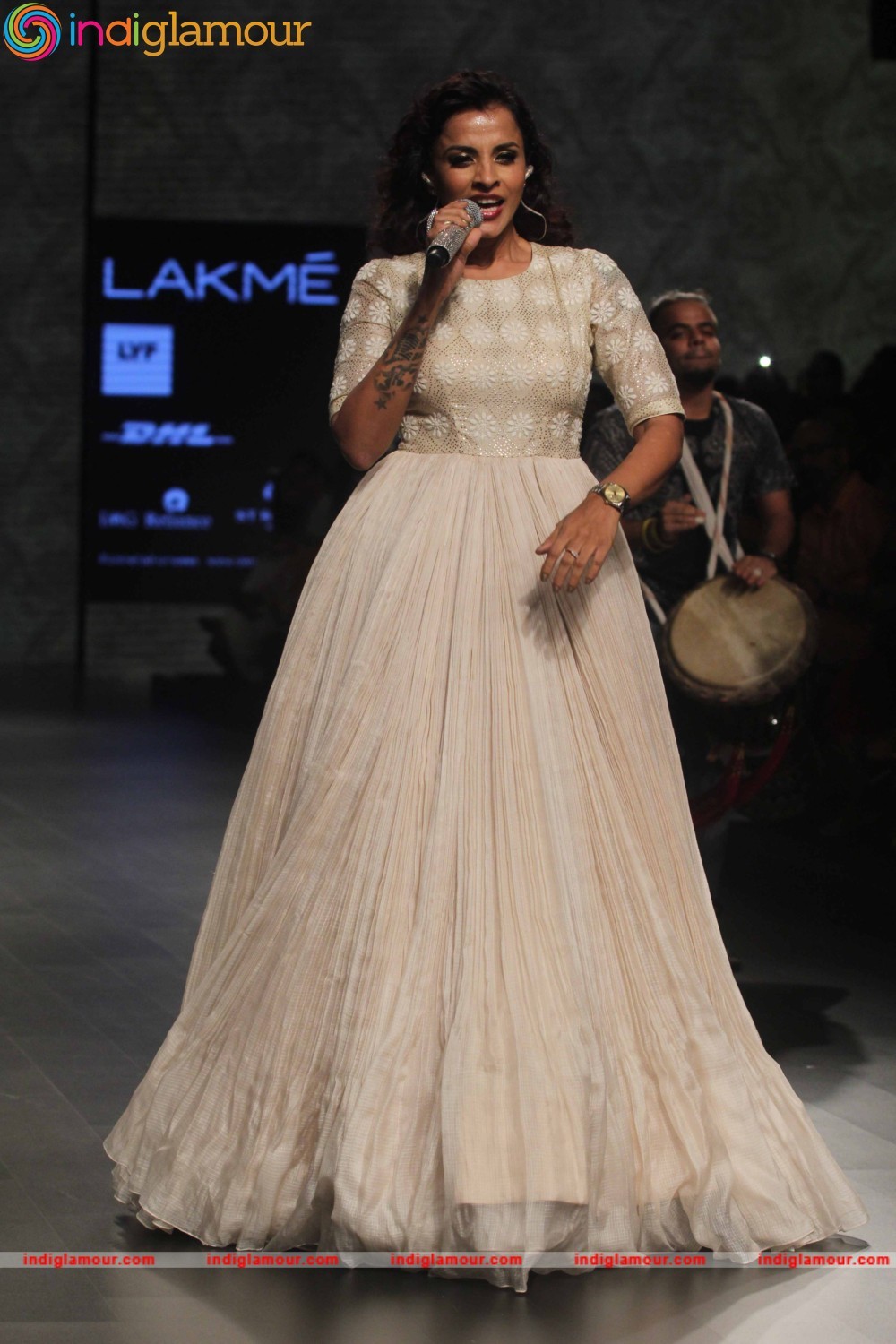LFW Day 2 Show Design By Gaurang Event hd photo