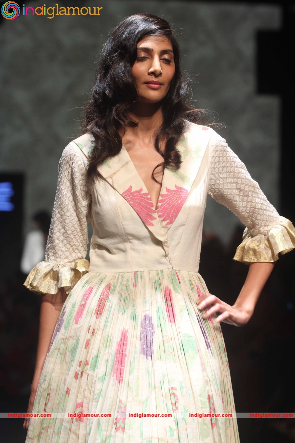 LFW Day 2 Show Design By Gaurang Event hd photo