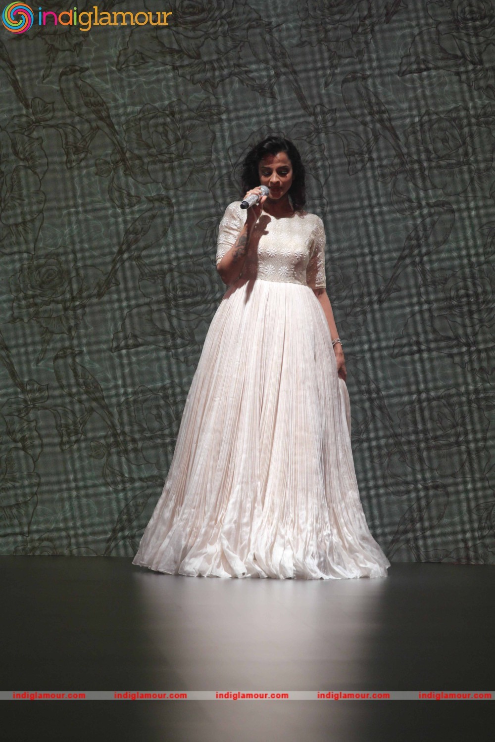LFW Day 2 Show Design By Gaurang Event hd photo
