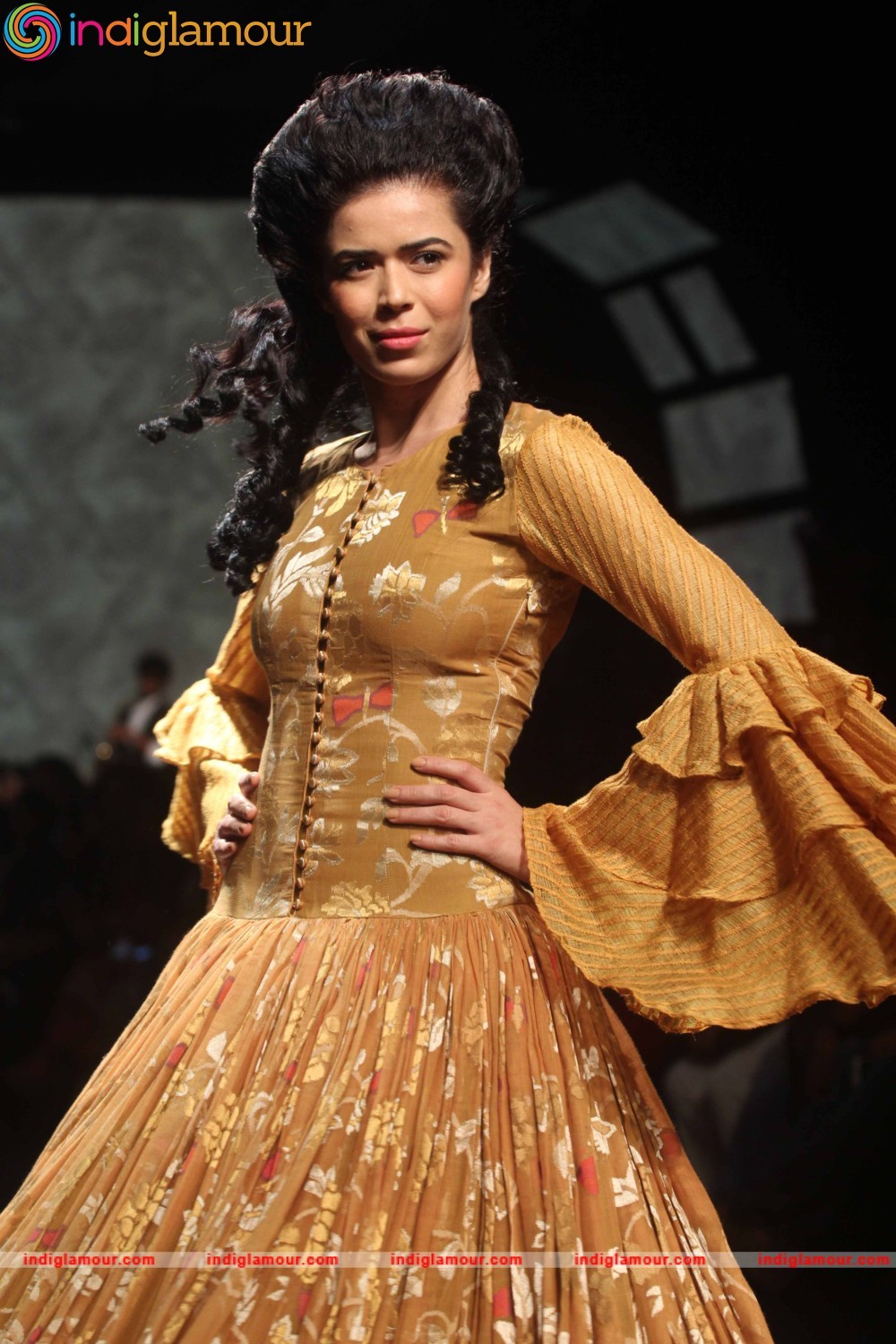 LFW Day 2 Show Design By Gaurang Event hd photo
