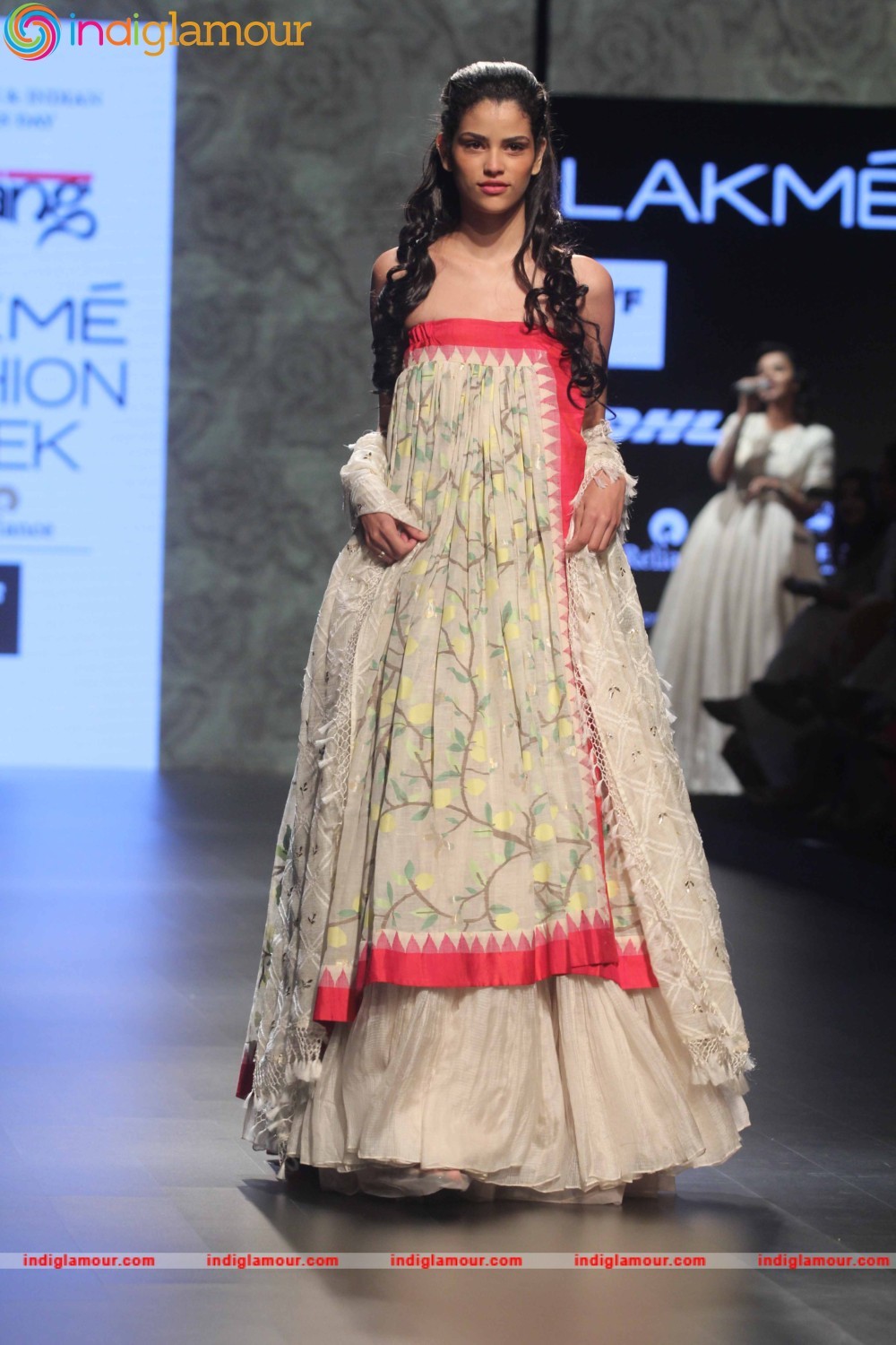 LFW Day 2 Show Design By Gaurang Event hd photo
