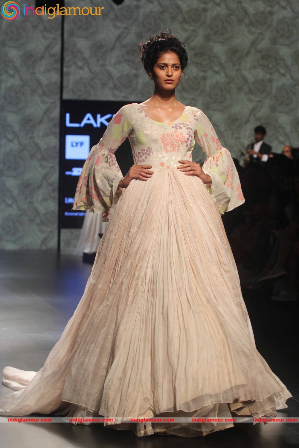 LFW Day 2 Show Design By Gaurang Event hd photo