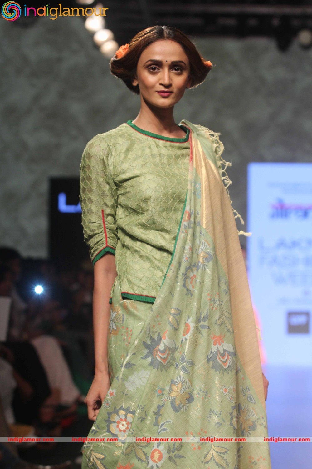 LFW Day 2 Show Design By Gaurang Event hd photo