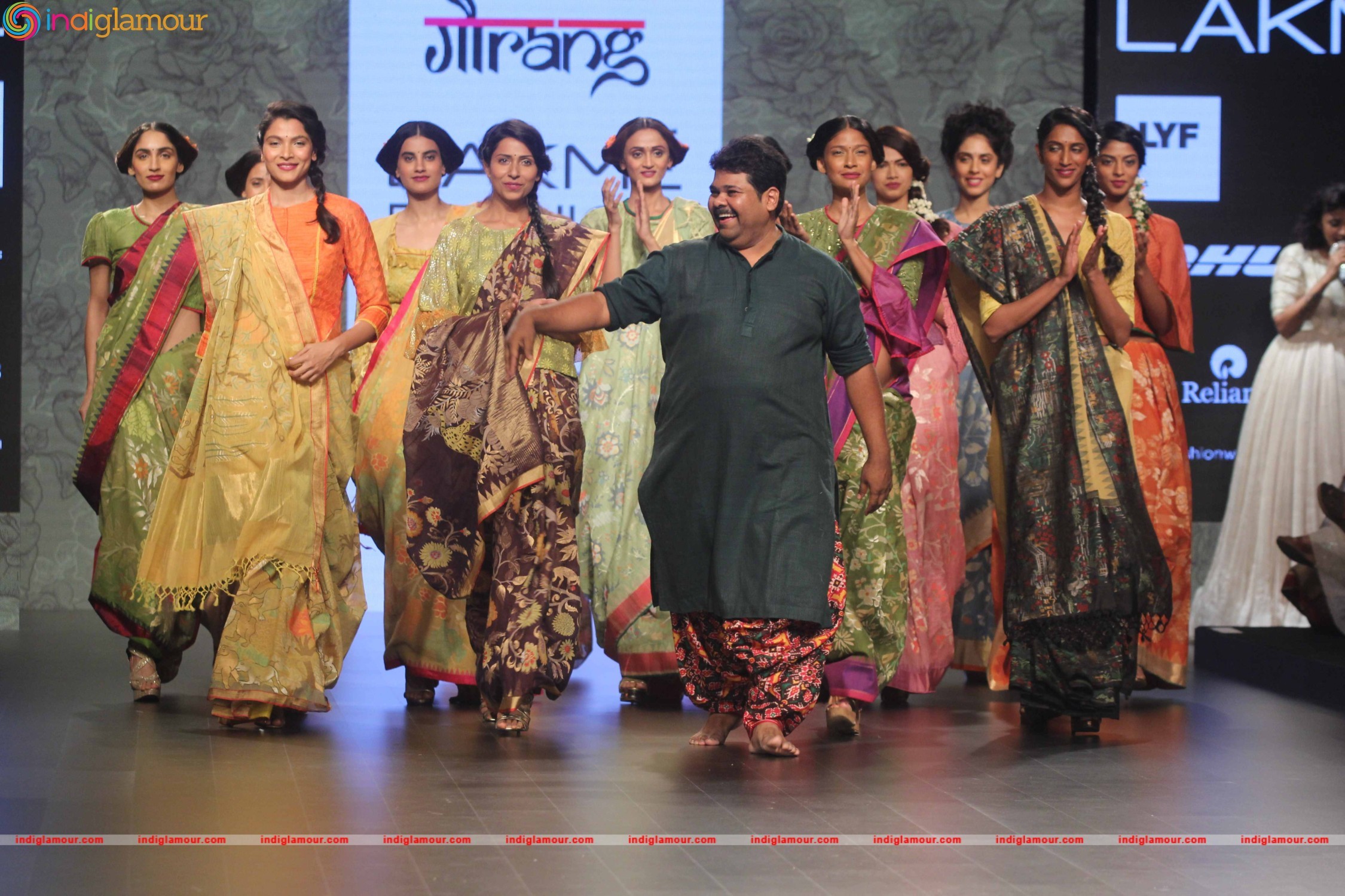 LFW Day 2 Show Design By Gaurang Event hd photo
