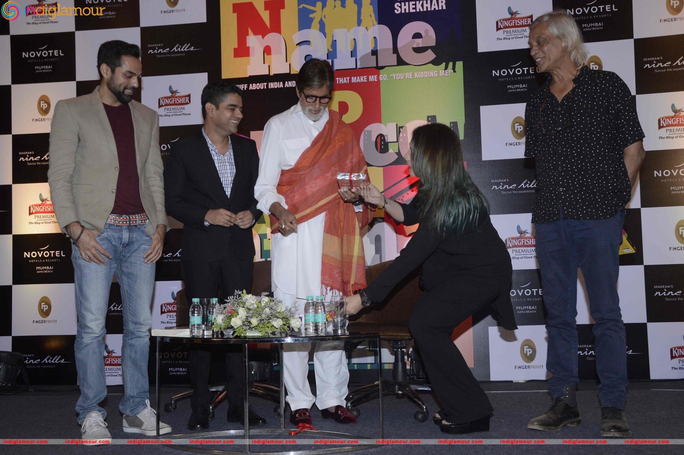 Amitabh Bachan Launch a Book of Mayank Shekhar Event hd photo