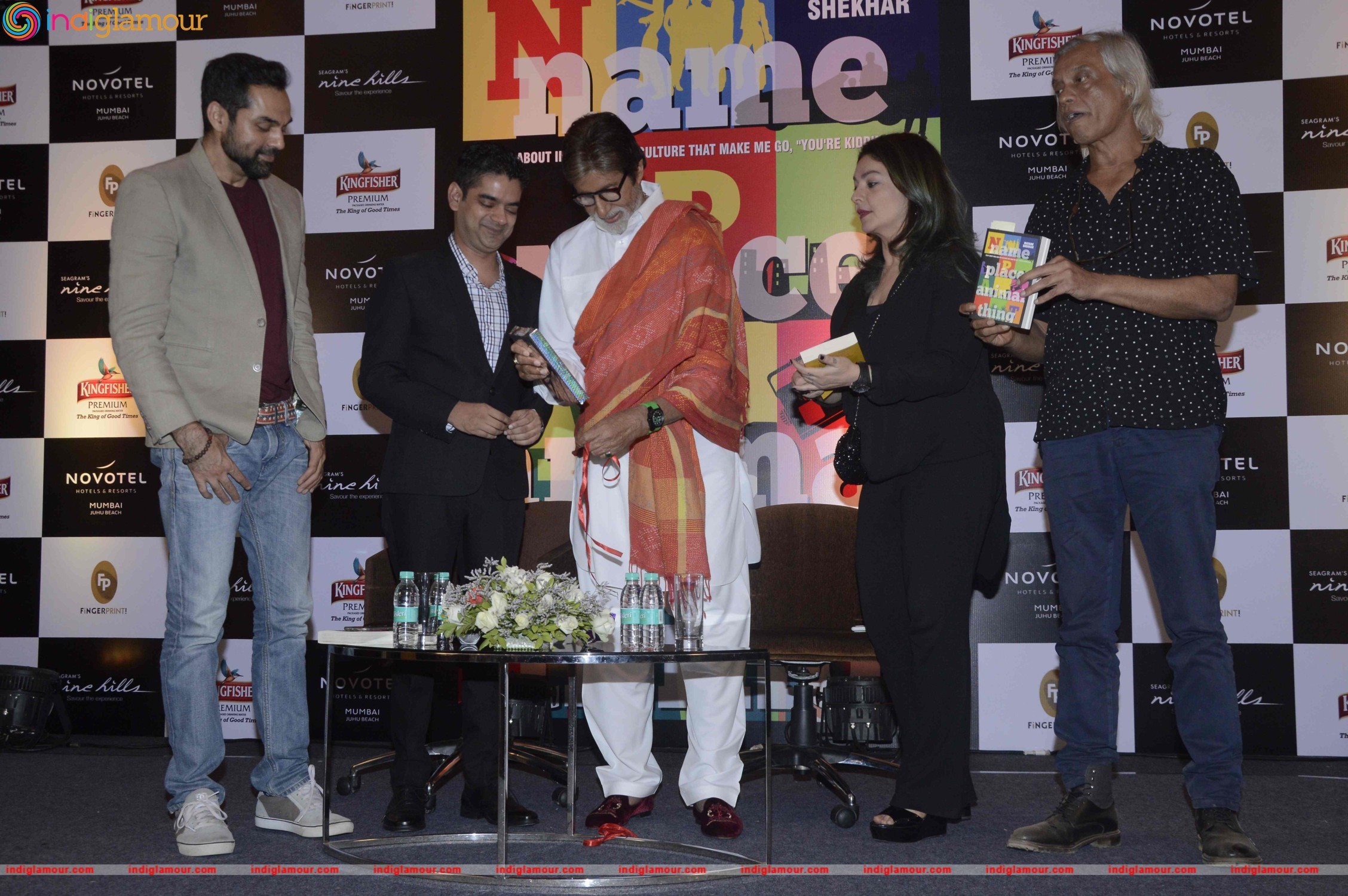 Amitabh Bachan Launch a Book of Mayank Shekhar Event hd photo