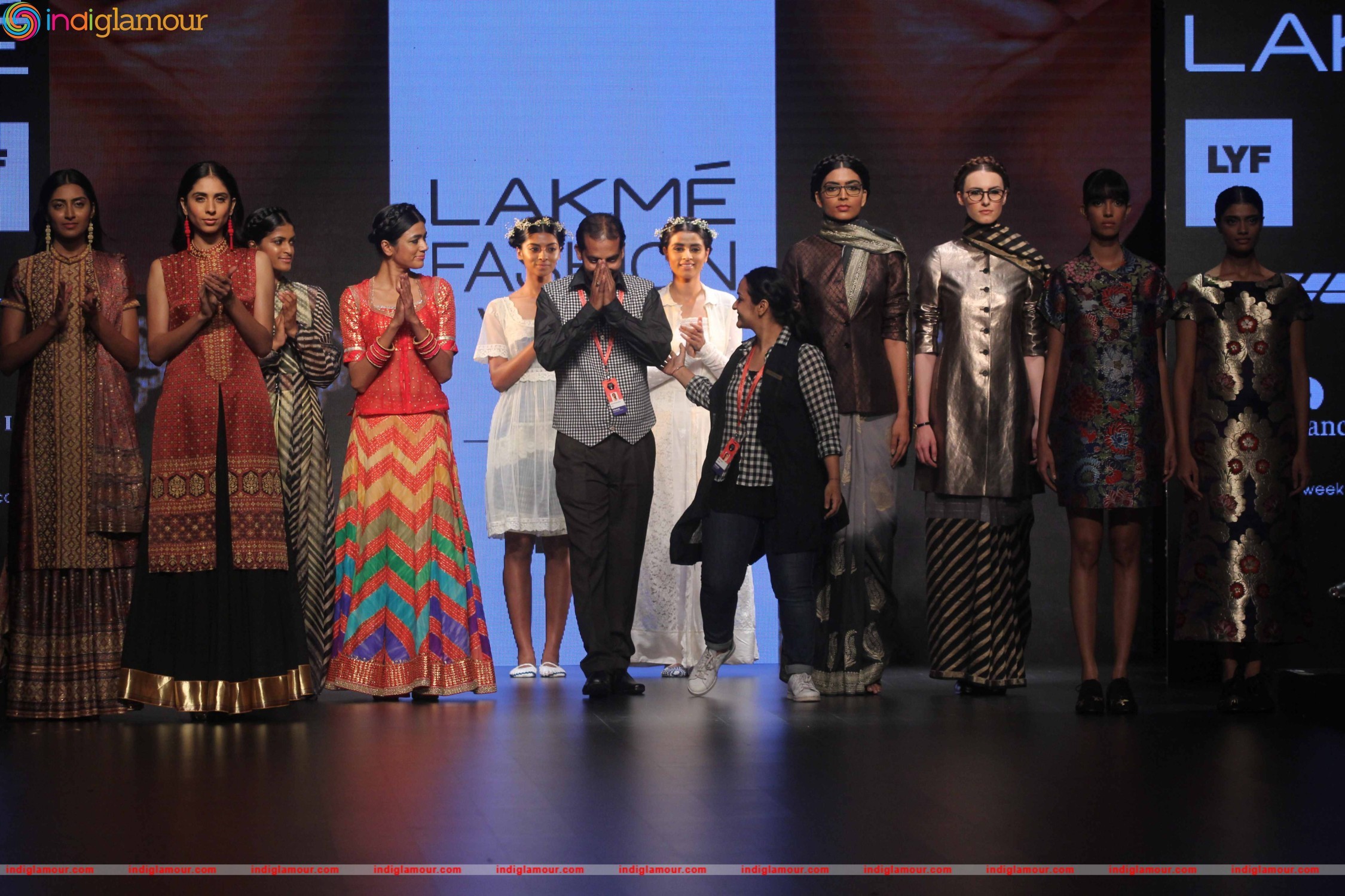 LFW Day 1 Show Walking Hand in Hand By Rajesh Pratap Singh Event hd photo