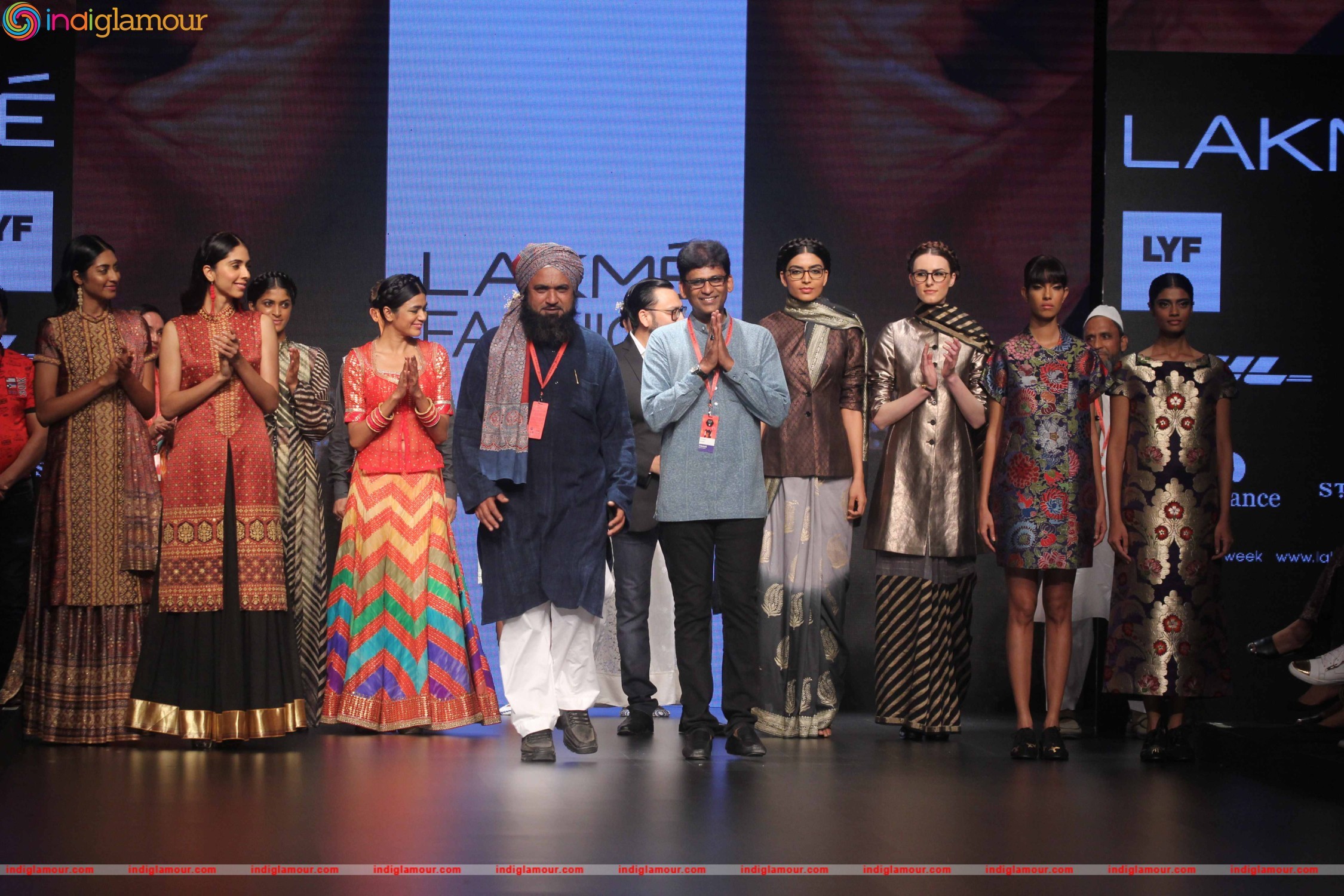 LFW Day 1 Show Walking Hand in Hand By Rajesh Pratap Singh Event hd photo
