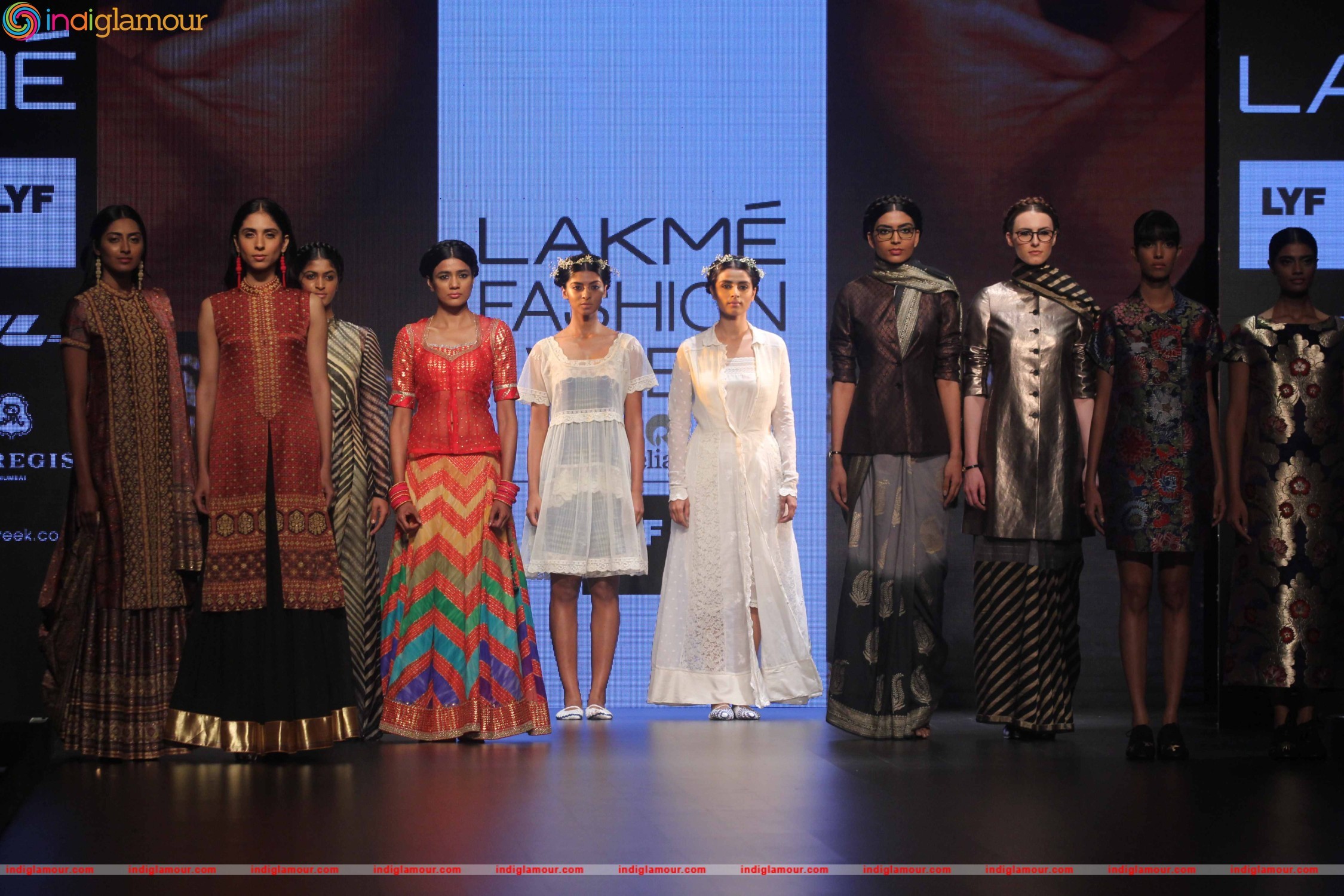 LFW Day 1 Show Walking Hand in Hand By Rajesh Pratap Singh Event hd photo