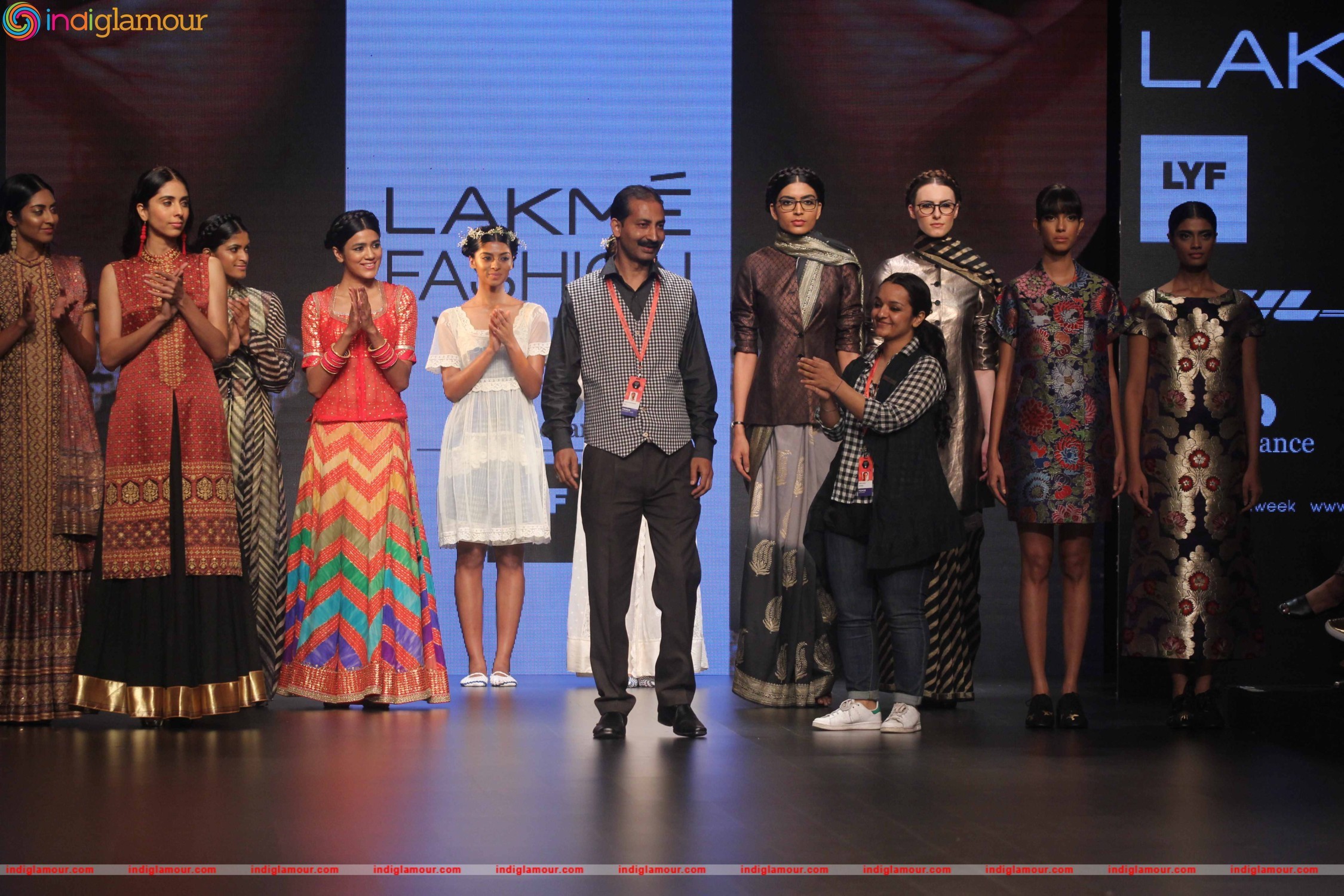 LFW Day 1 Show Walking Hand in Hand By Rajesh Pratap Singh Event hd photo
