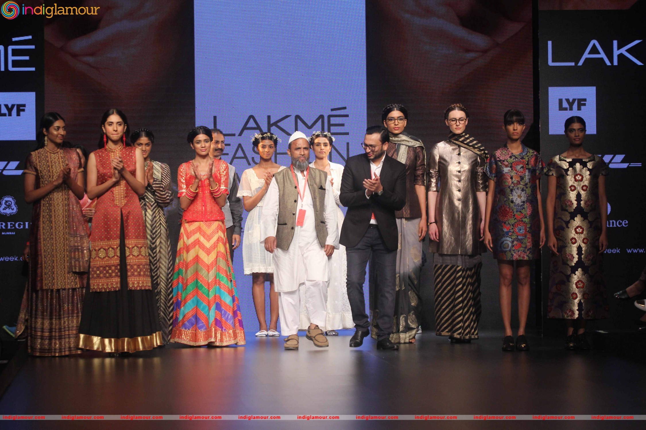 LFW Day 1 Show Walking Hand in Hand By Rajesh Pratap Singh Event hd photo