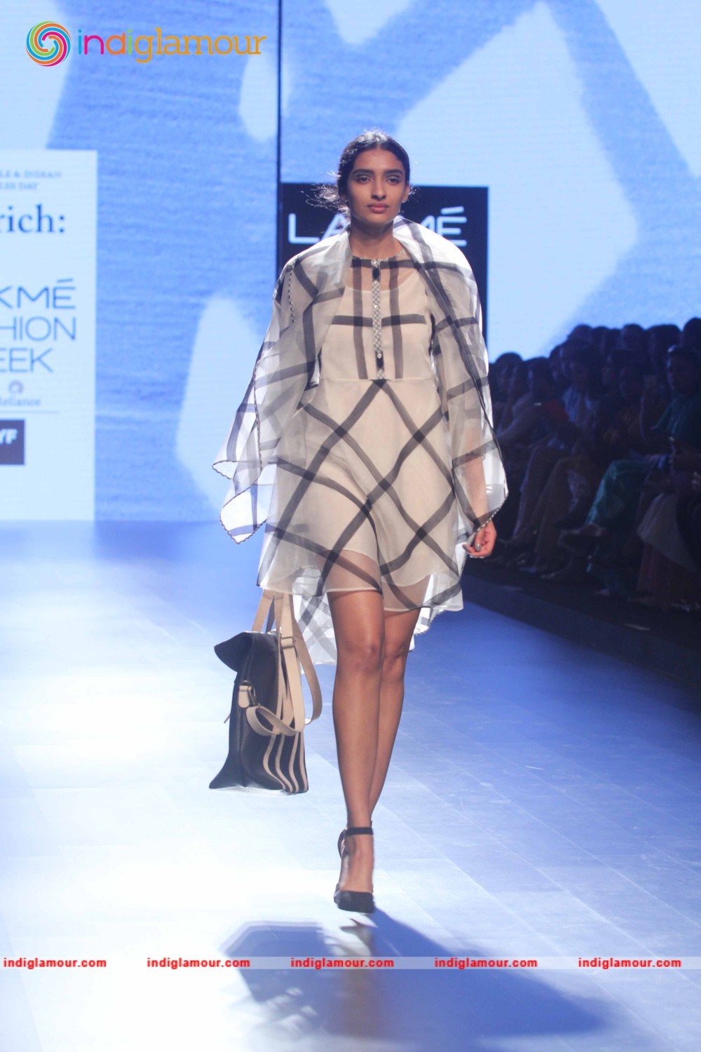 LFW Day 2 Show Design By Amrich Photo Gallery Event hd photo