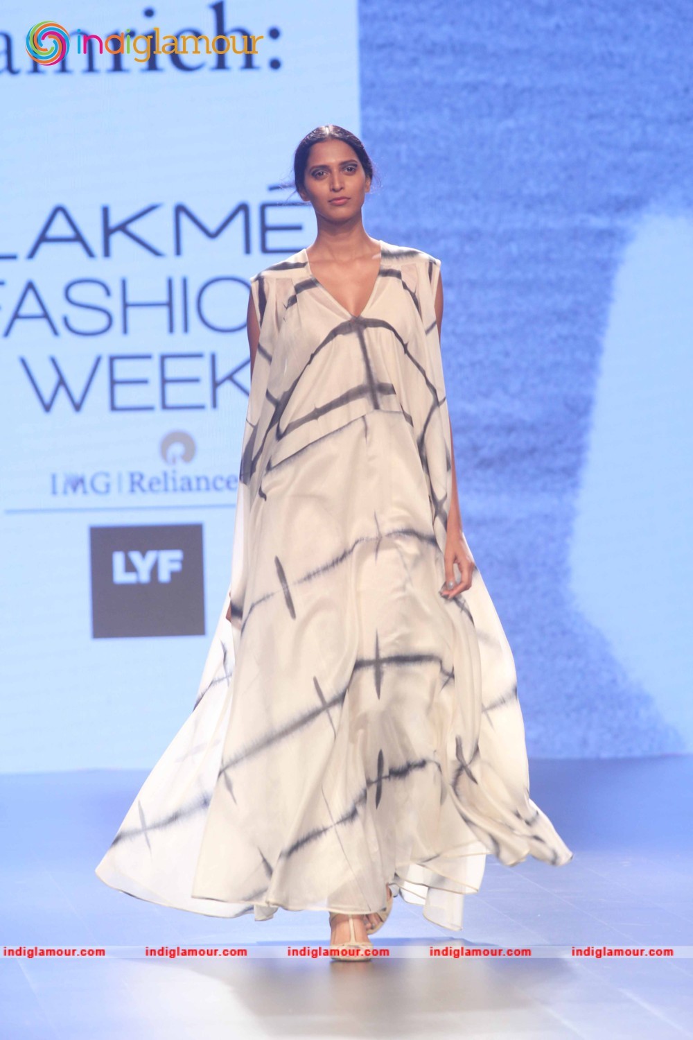 LFW Day 2 Show Design By Amrich Photo Gallery Event hd photo
