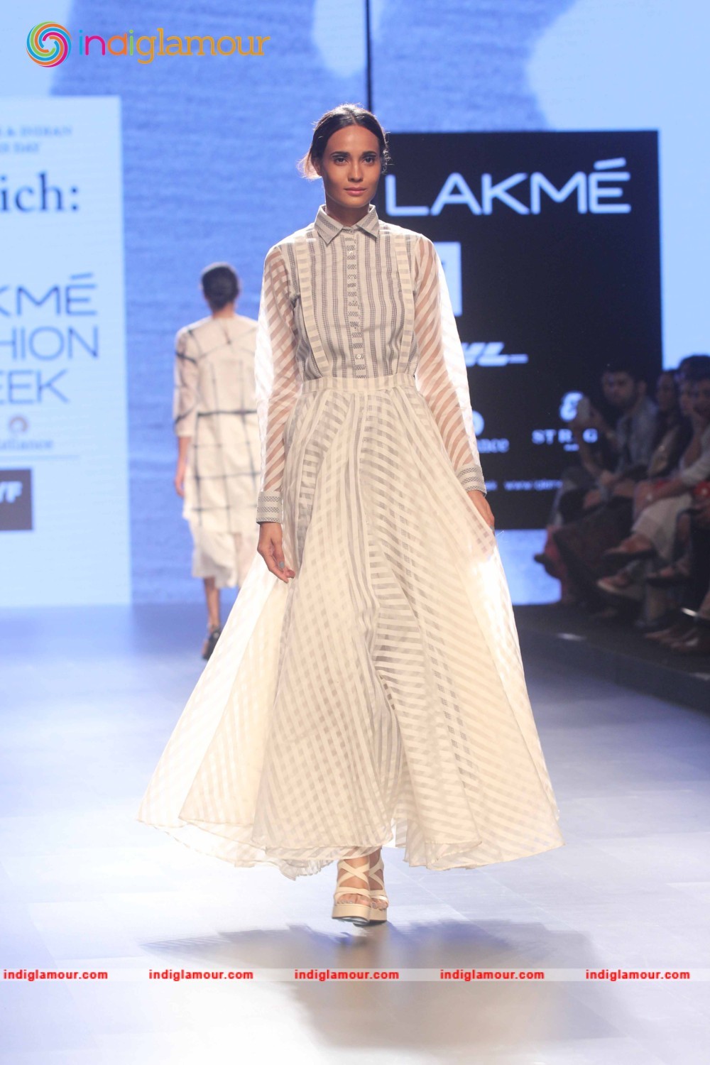 LFW Day 2 Show Design By Amrich Photo Gallery Event hd photo