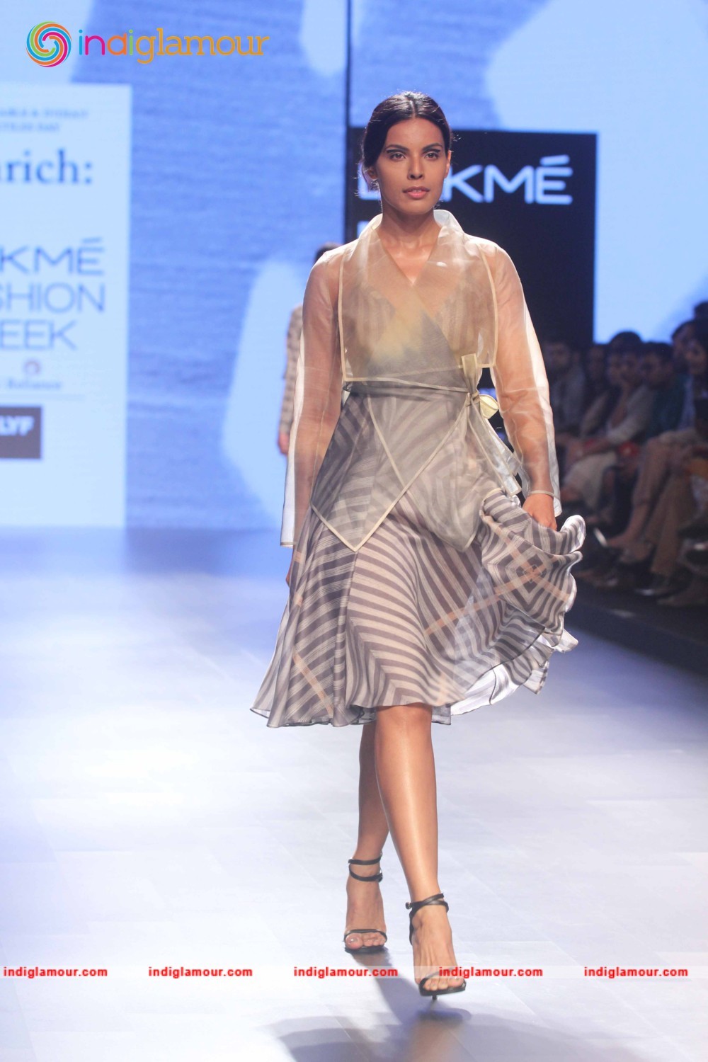 LFW Day 2 Show Design By Amrich Photo Gallery Event hd photo