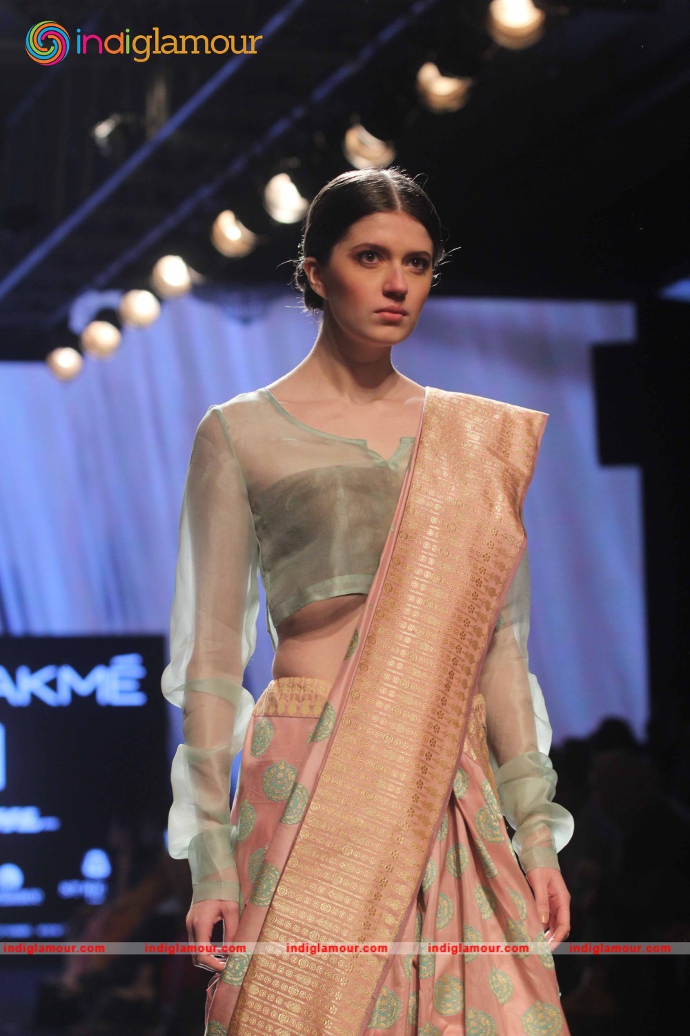 LFW Day 2 Show Design By Swati and Sunania Event hd photo
