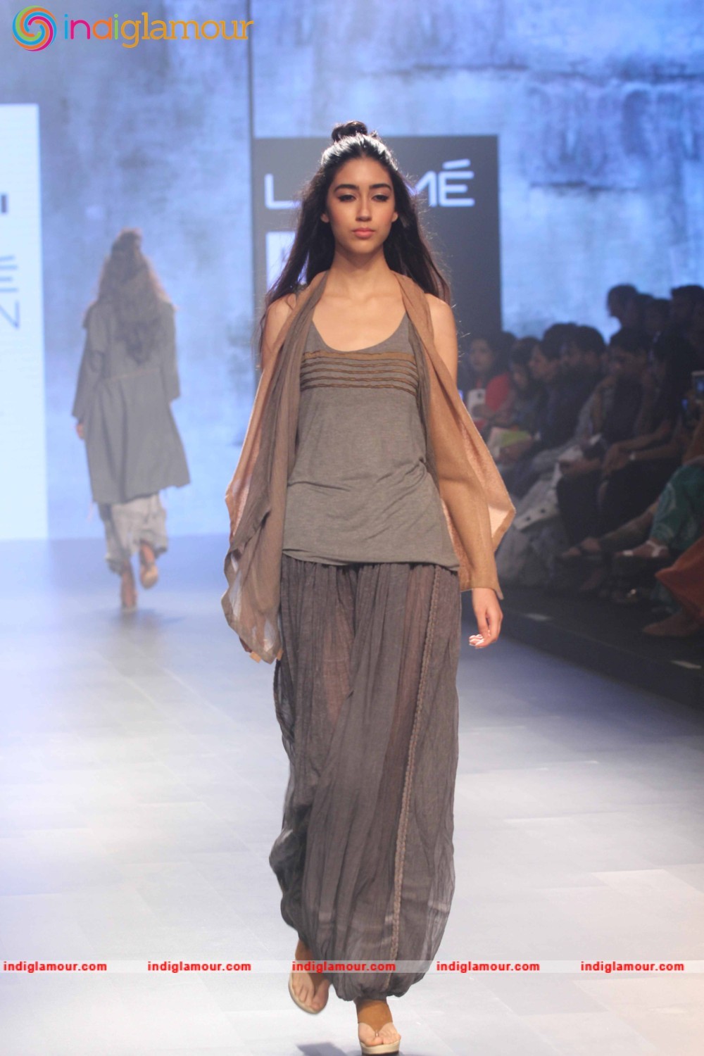 LFW Day 2 Show Design By Mrinalini Event hd photo