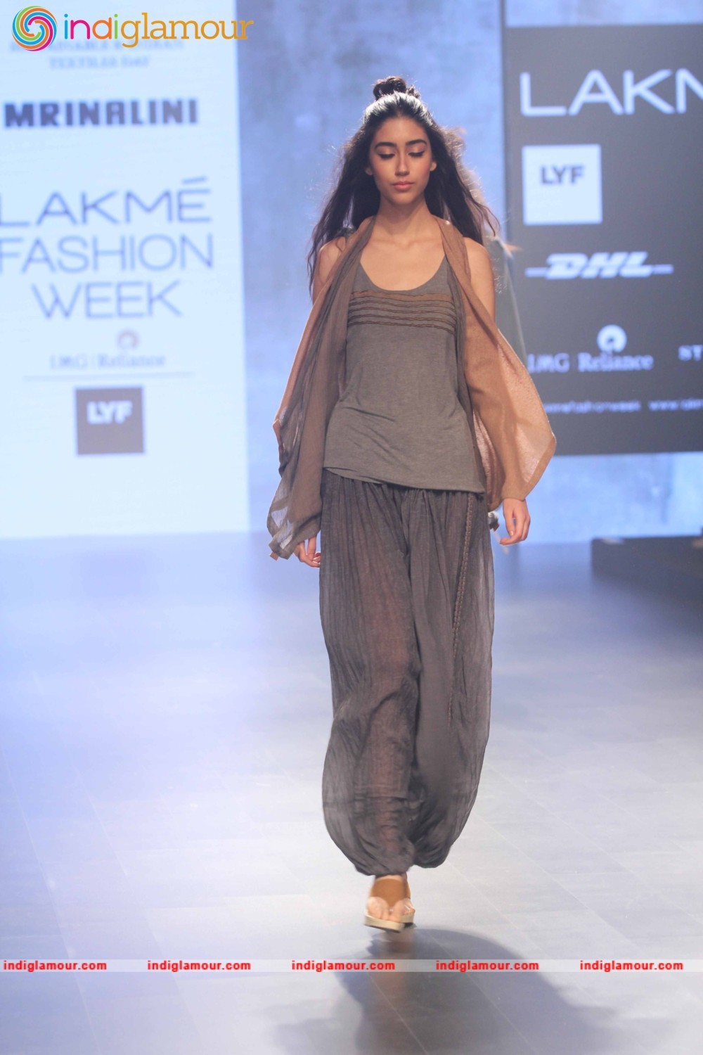 LFW Day 2 Show Design By Mrinalini Event hd photo