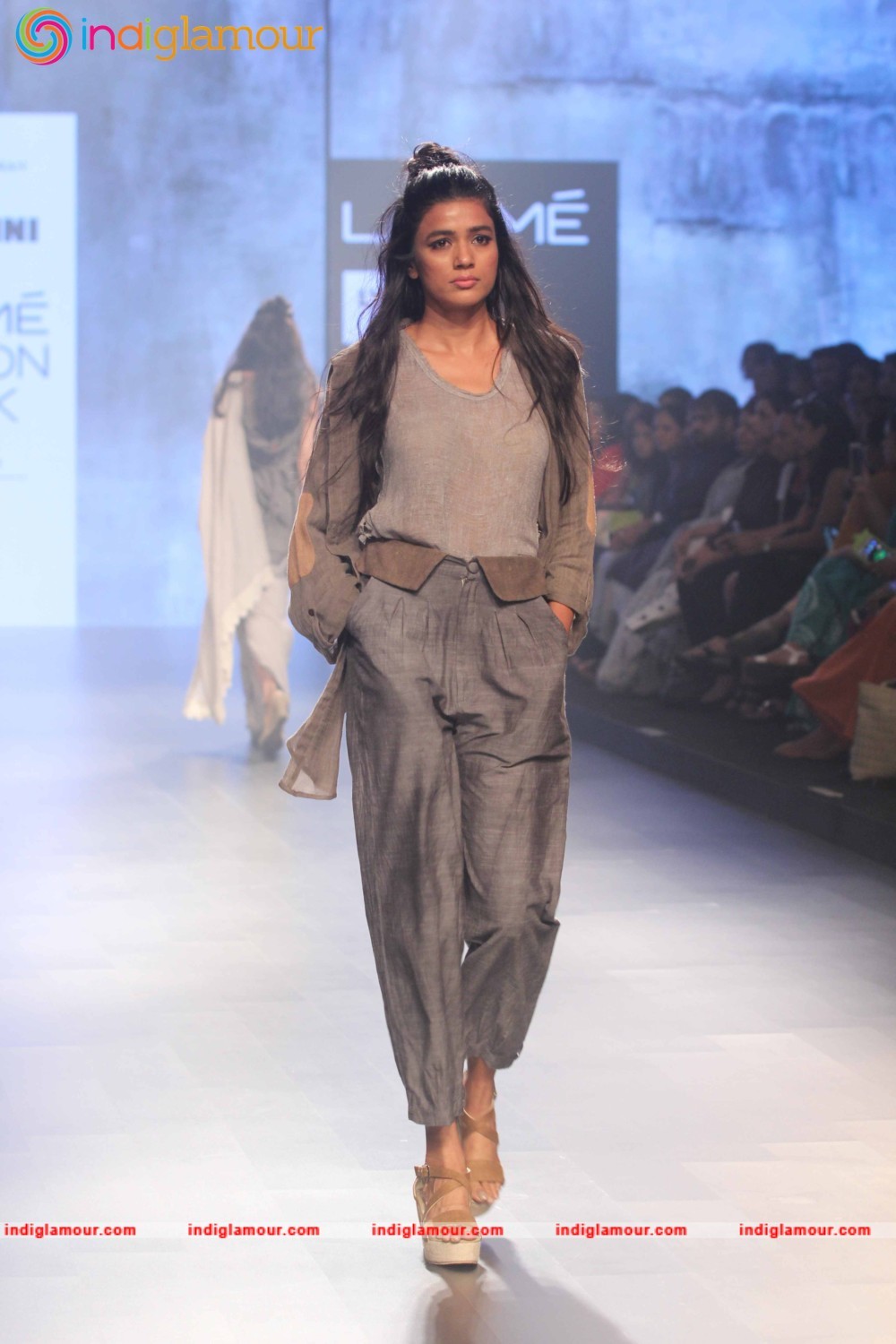 LFW Day 2 Show Design By Mrinalini Event hd photo
