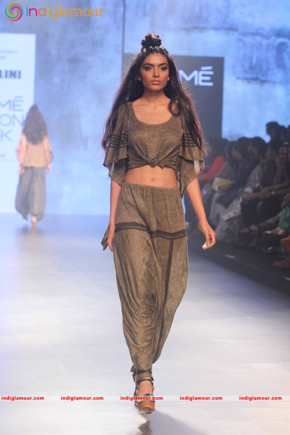 LFW Day 2 Show Design By Mrinalini Event hd photo