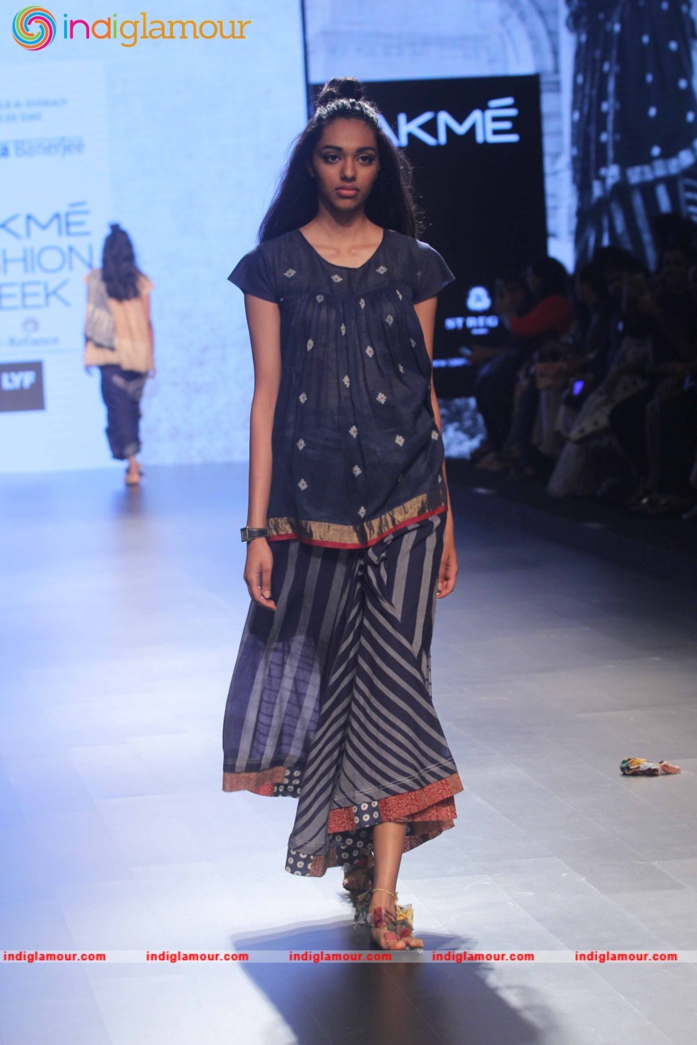 LFW Day 2 Show Design By Paromita Banerjee Event hd photo
