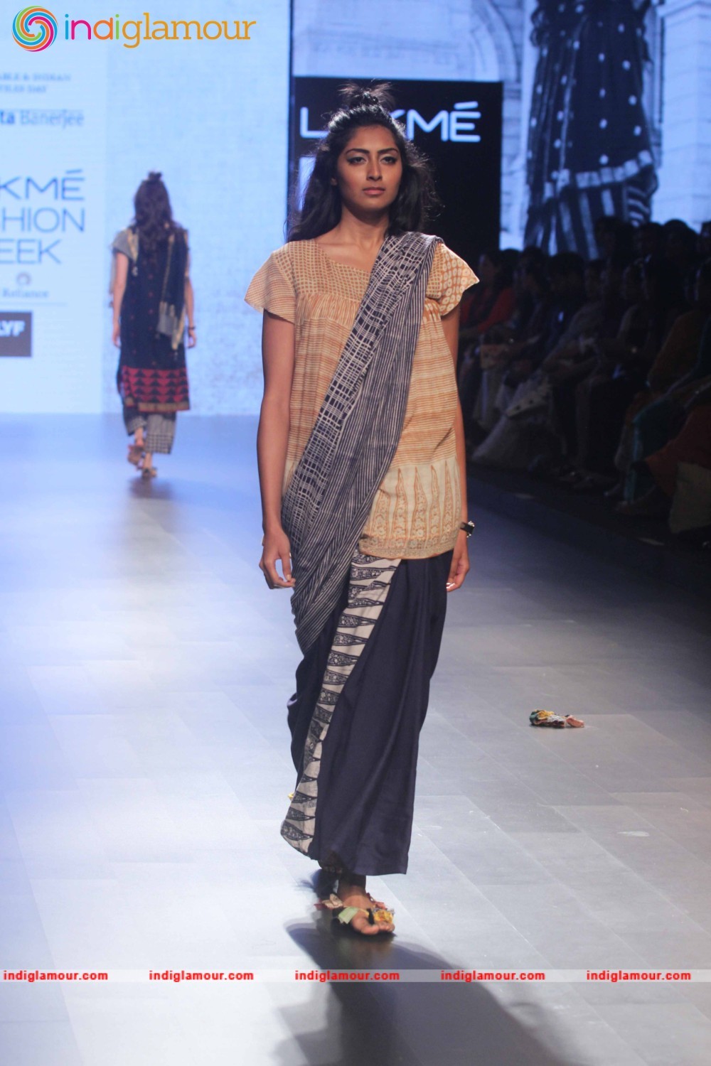LFW Day 2 Show Design By Paromita Banerjee Event hd photo