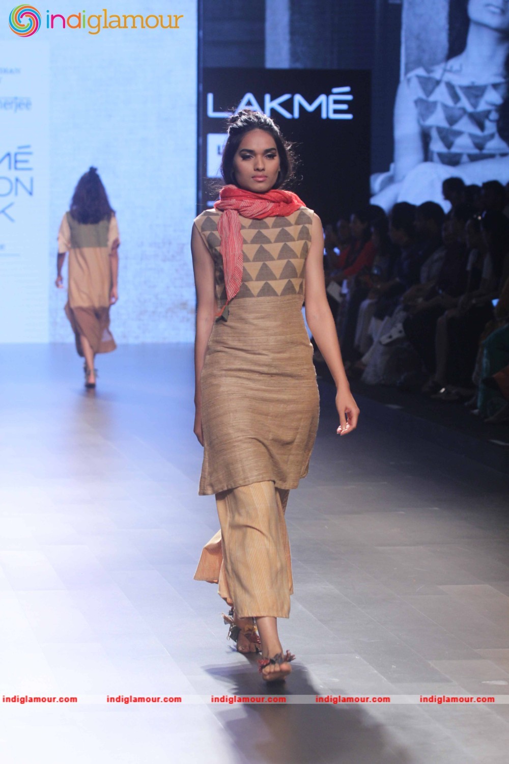 LFW Day 2 Show Design By Paromita Banerjee Event hd photo