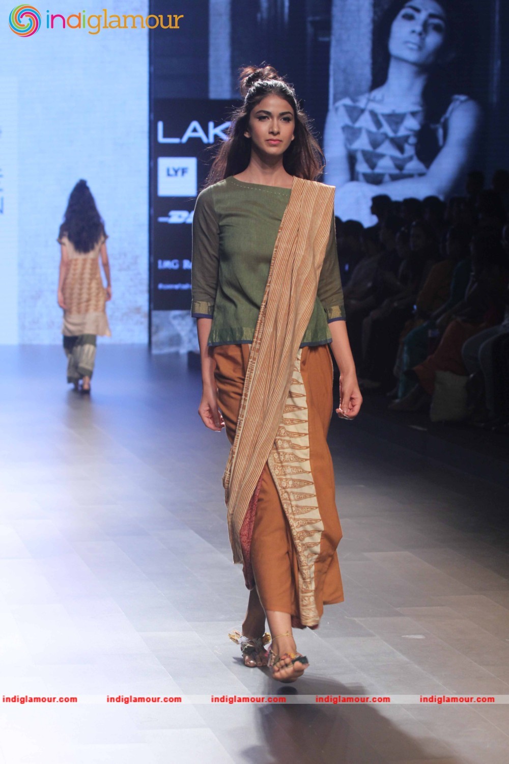 LFW Day 2 Show Design By Paromita Banerjee Event hd photo