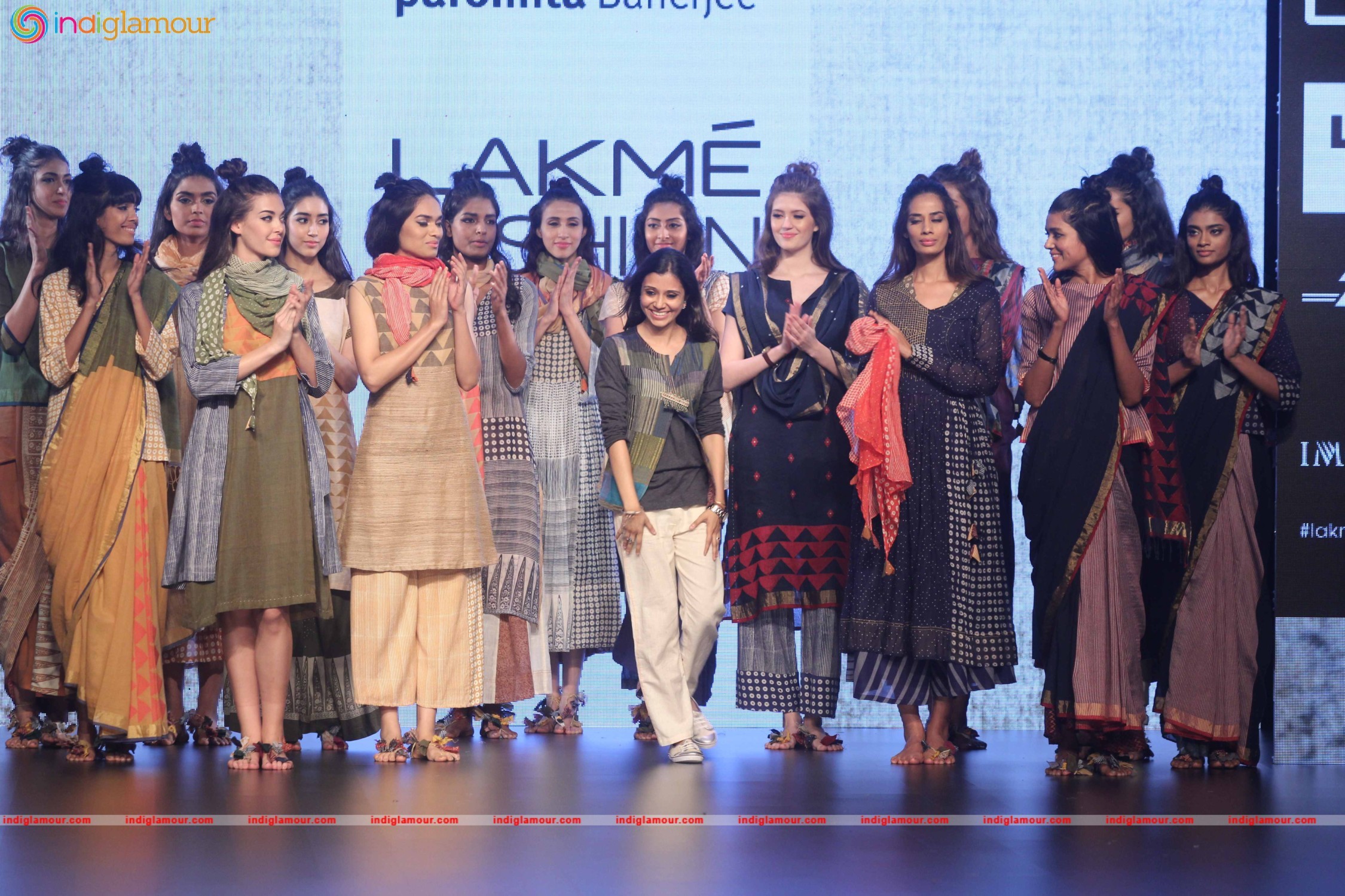 LFW Day 2 Show Design By Paromita Banerjee Event hd photo