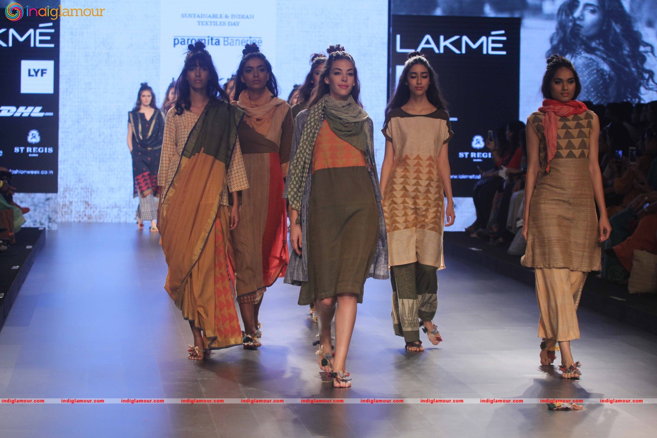LFW Day 2 Show Design By Paromita Banerjee Event hd photo