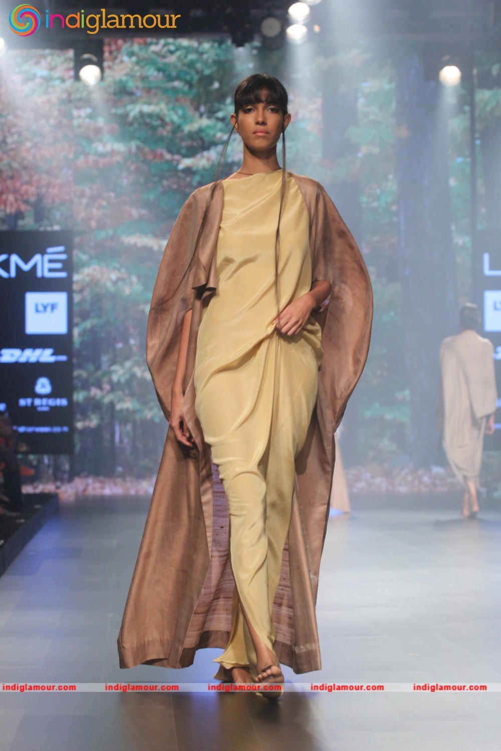 LFW Day 2 Show Design By Pella Event hd photo
