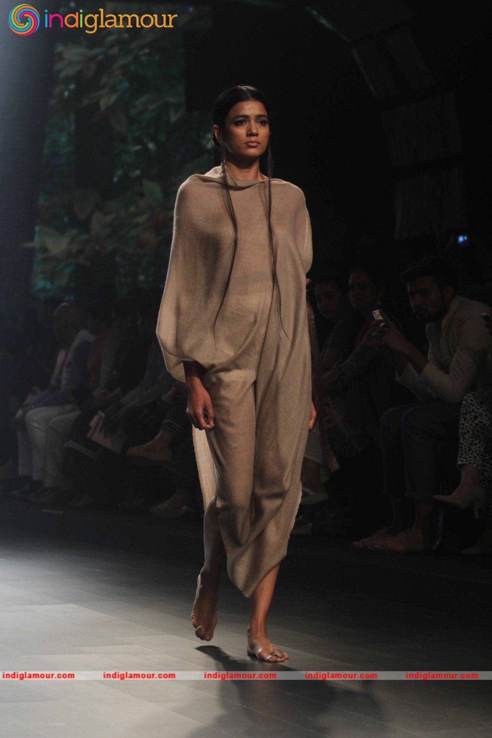 LFW Day 2 Show Design By Pella Event hd photo