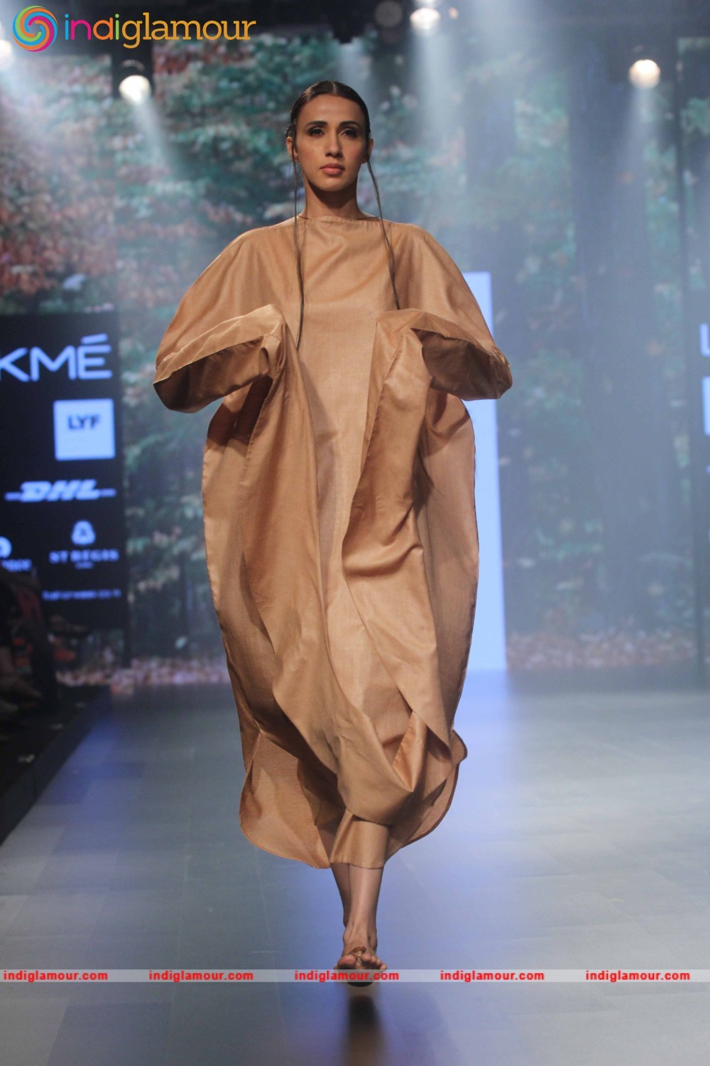 LFW Day 2 Show Design By Pella Event hd photo