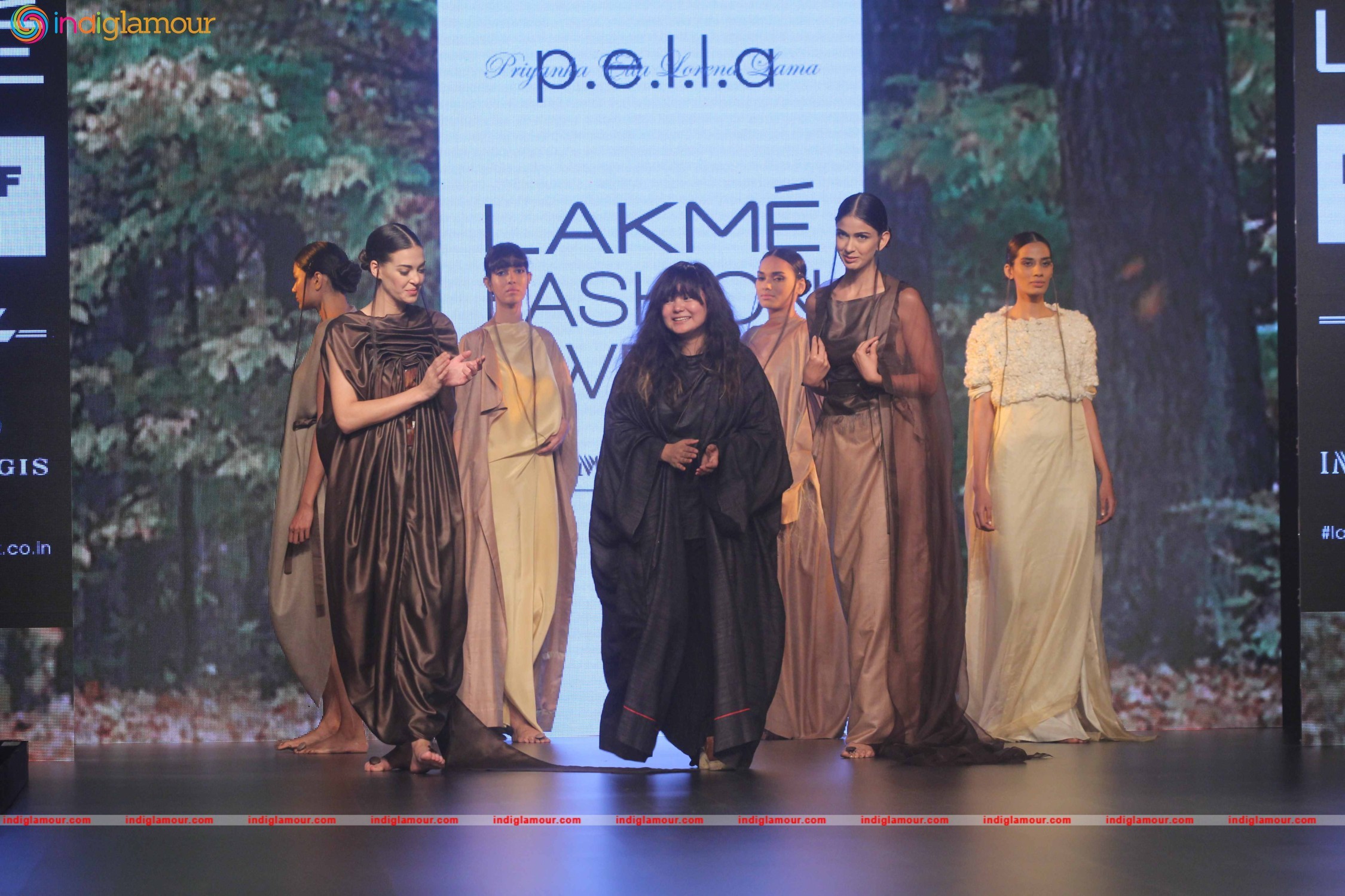 LFW Day 2 Show Design By Pella Event hd photo