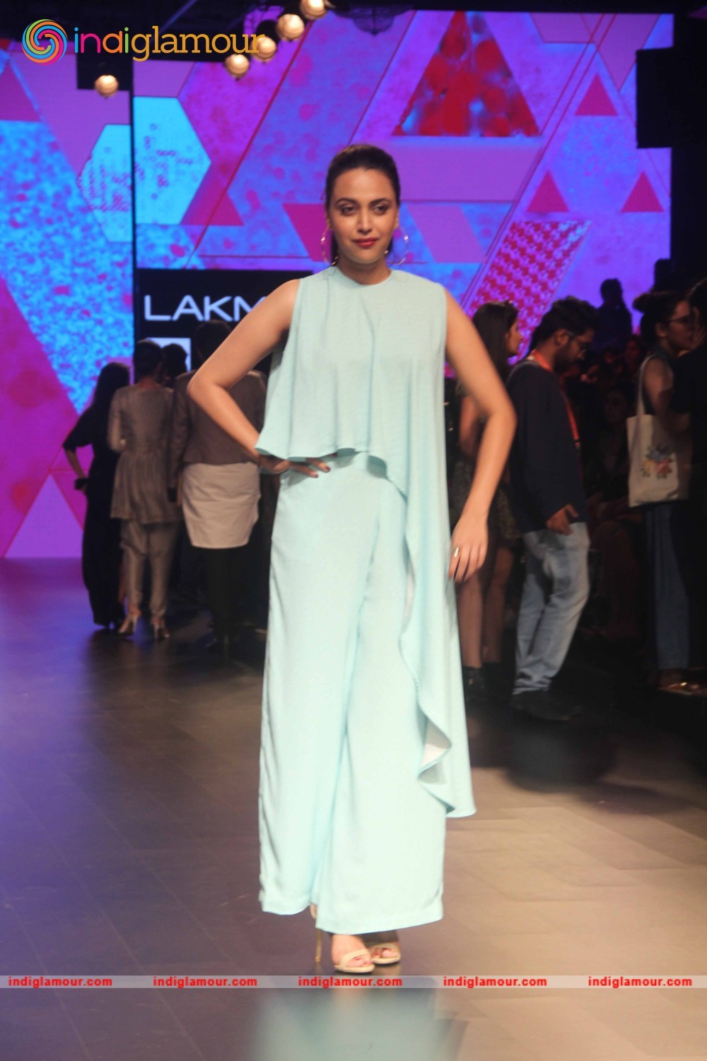 Lakme Fashion Week Red Carpet Day 3 Event hd photo