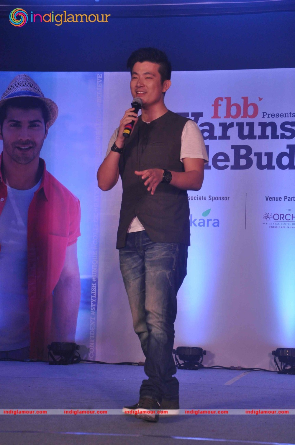 Varun Dhawan Photoshoot with Femina Miss India Contestants Event hd photo