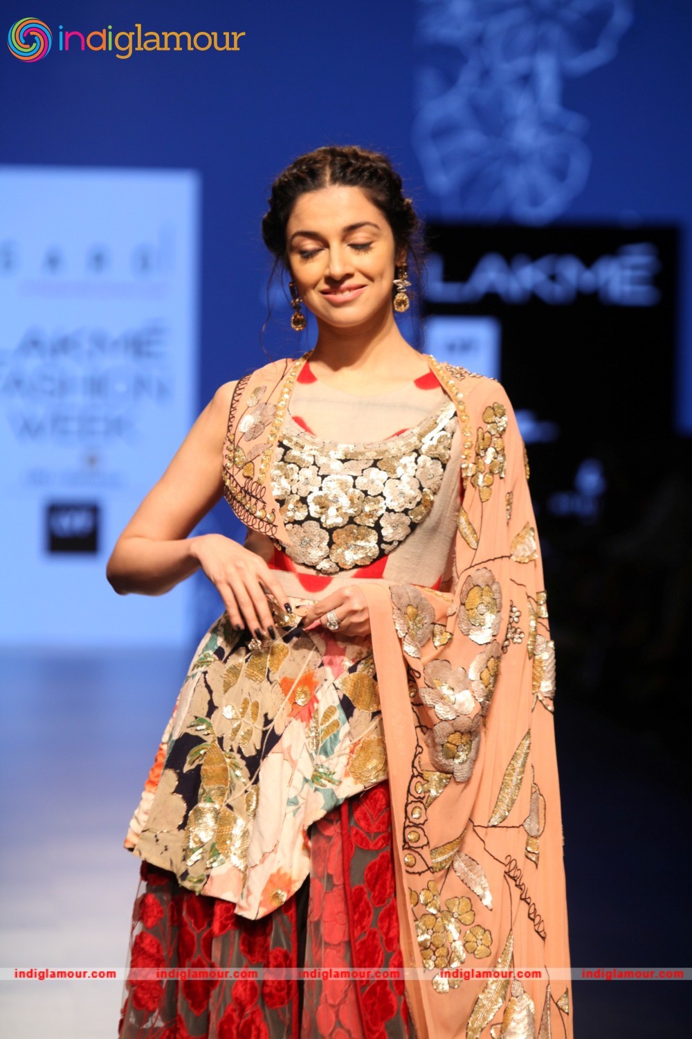 LFW Day 5 Design By Garo Show Event hd photo