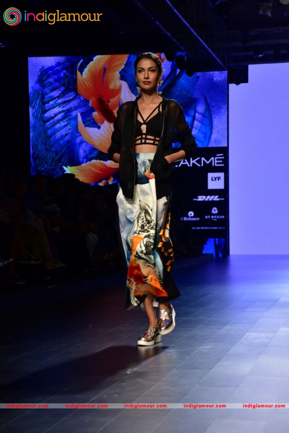 LFW Day 4 Design By Farah Sanjana Event hd photo
