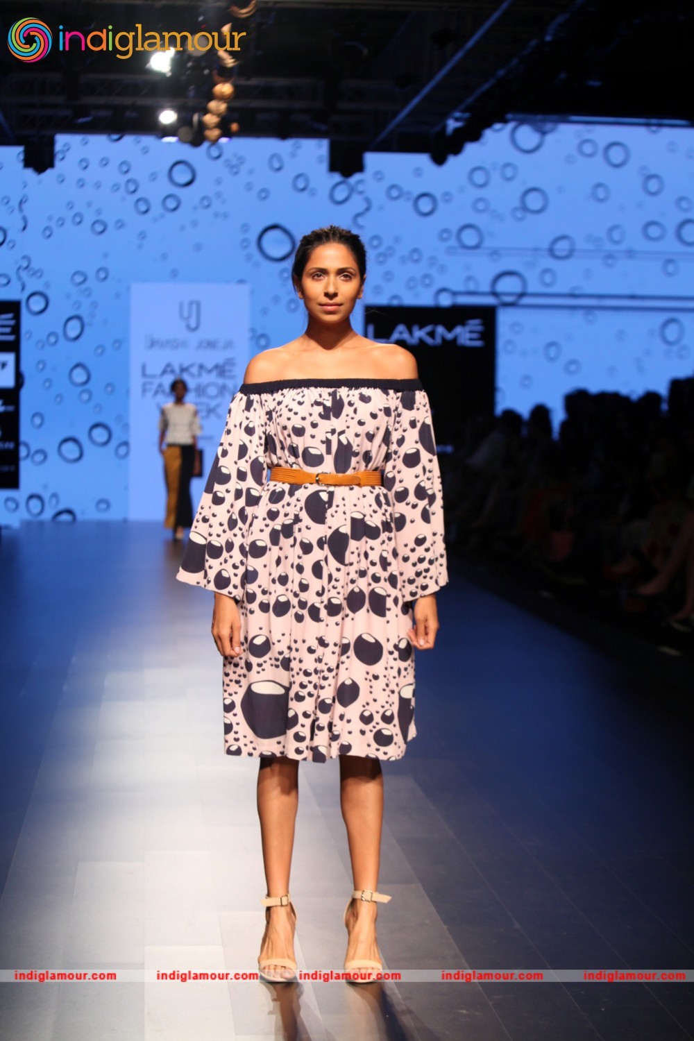 LFW Day 5 Urvashi Joneja Show Event hd photo
