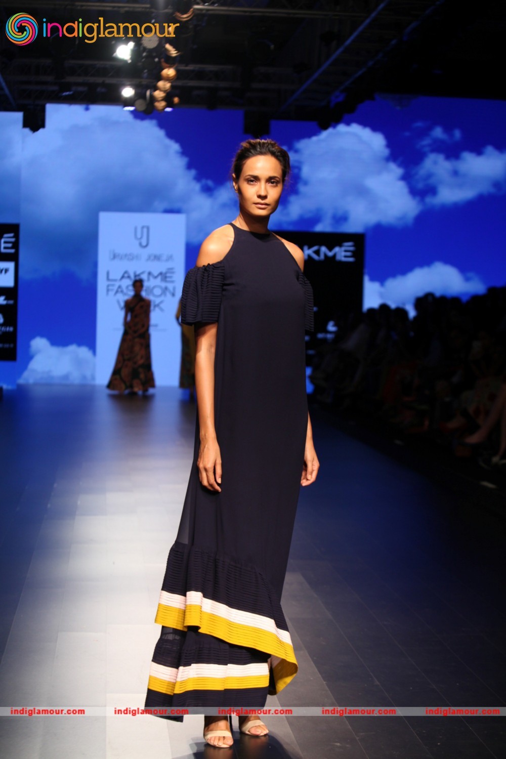 LFW Day 5 Urvashi Joneja Show Event hd photo