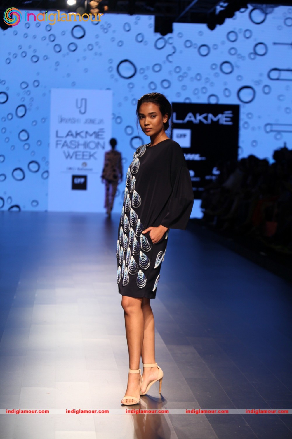 LFW Day 5 Urvashi Joneja Show Event hd photo