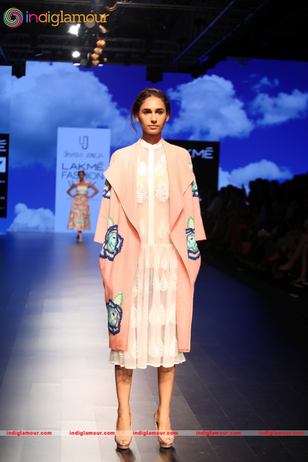 LFW Day 5 Urvashi Joneja Show Event hd photo