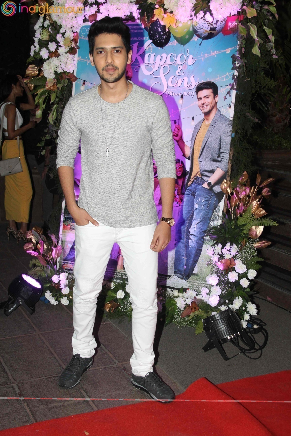 SRK, Alia, KJo At The Success Party Of Kapoor And Sons Event hd photo