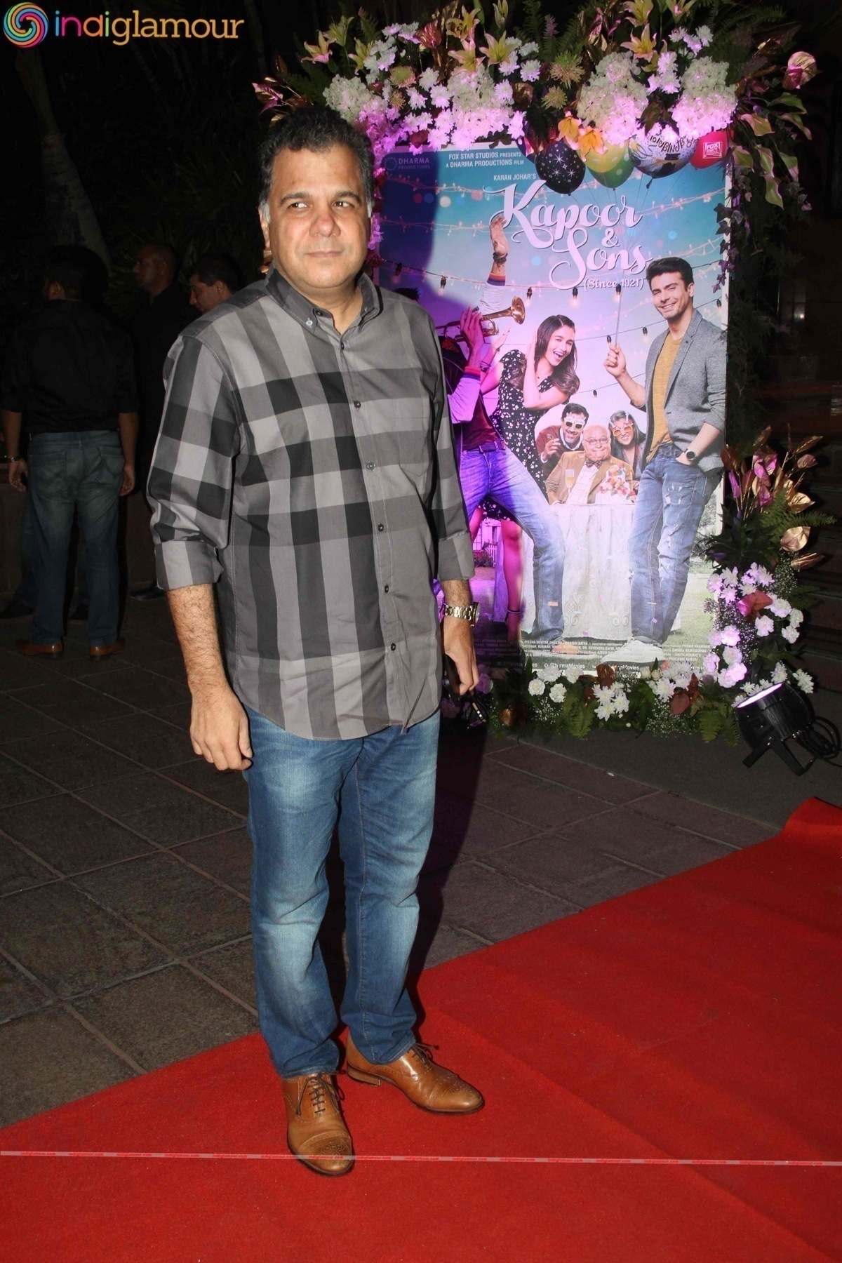 SRK, Alia, KJo At The Success Party Of Kapoor And Sons Event hd photo