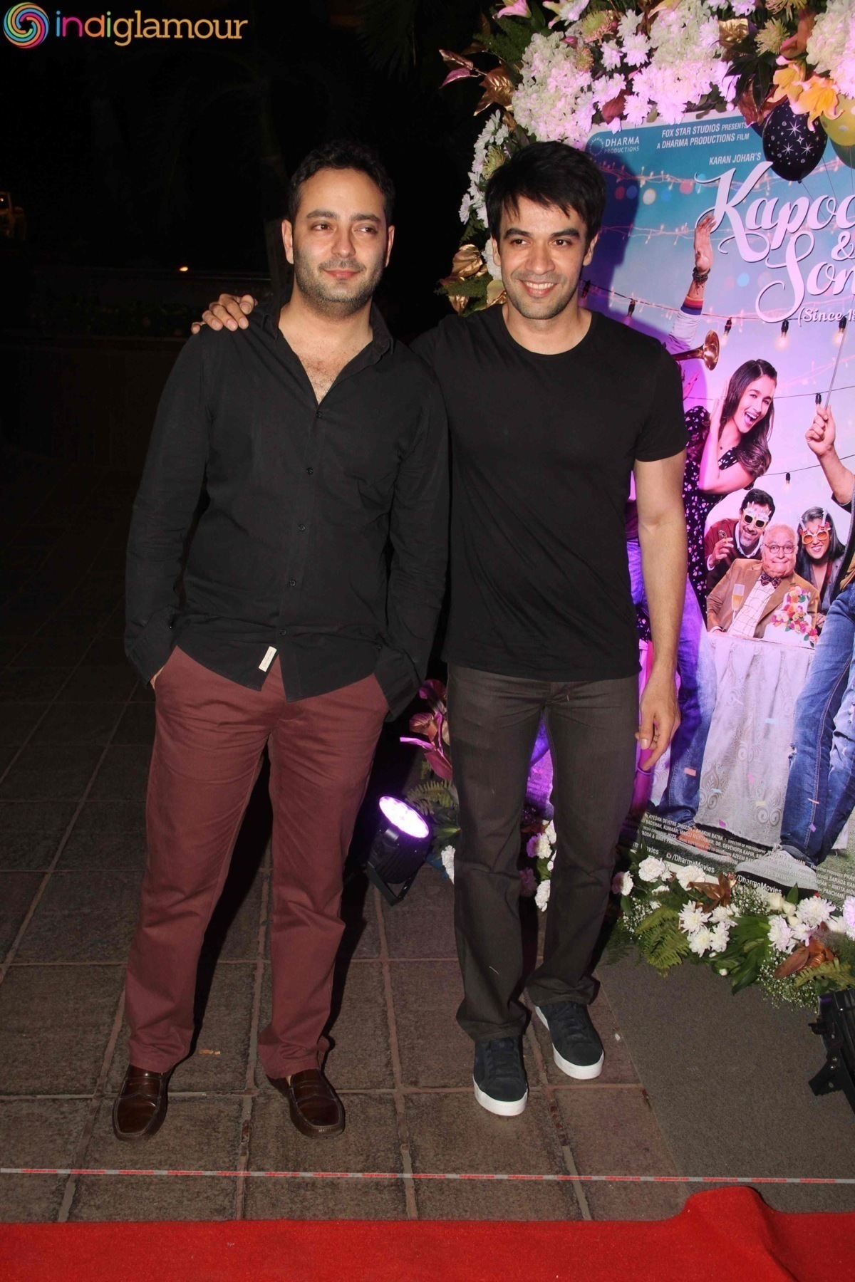 SRK, Alia, KJo At The Success Party Of Kapoor And Sons Event hd photo