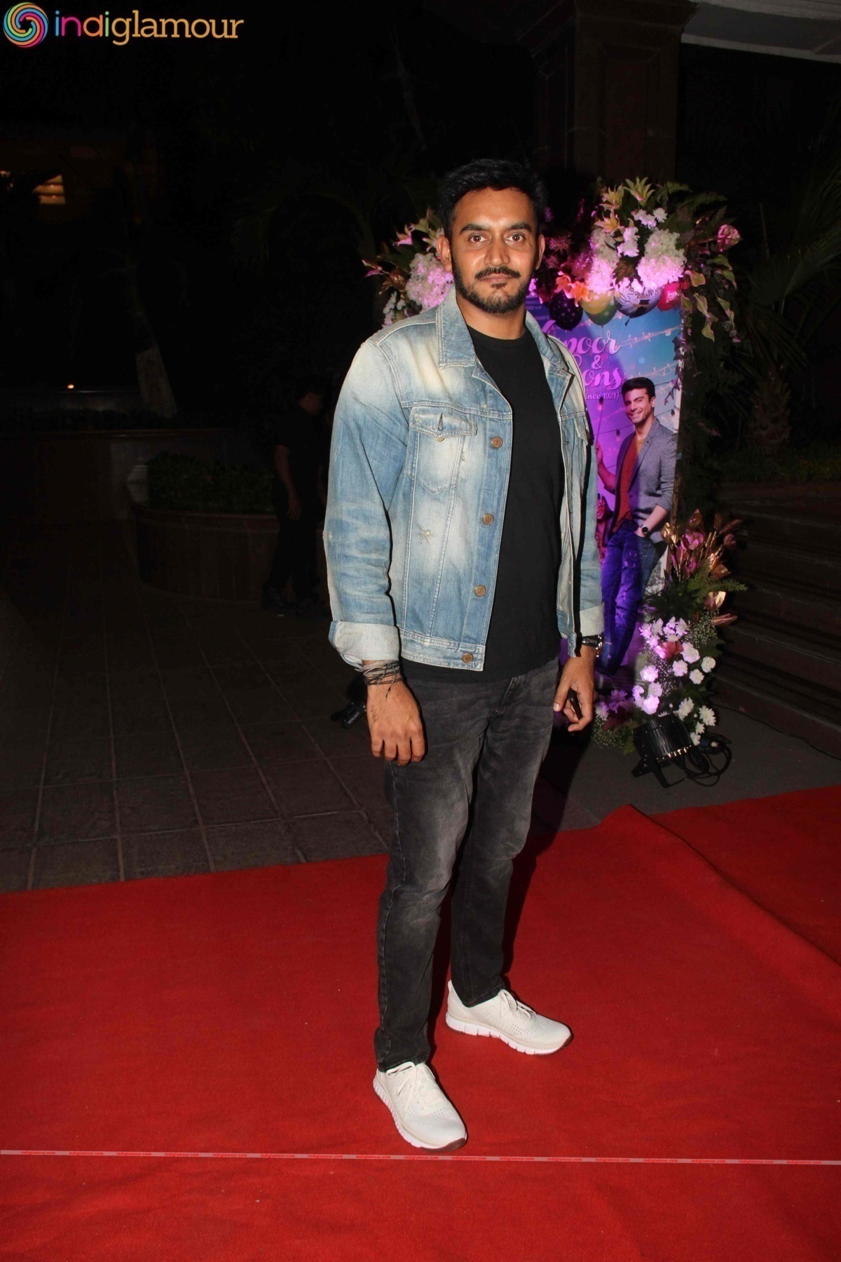 SRK, Alia, KJo At The Success Party Of Kapoor And Sons Event hd photo